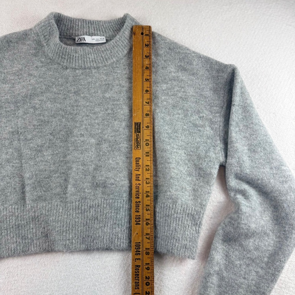 Zara Womens Large Heather Gray Cropped Knit Sweater Crew Neck Long Sleeve Ribbed - Picture 3 of 6